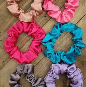 Mini Scrunchies satin fabrics